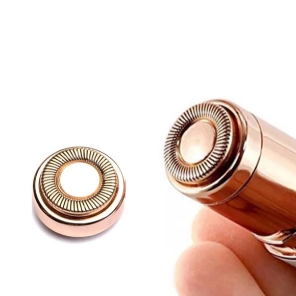 New Flawless 2022 Epilator Facial Hair Trimmer - Picture 3 of 3